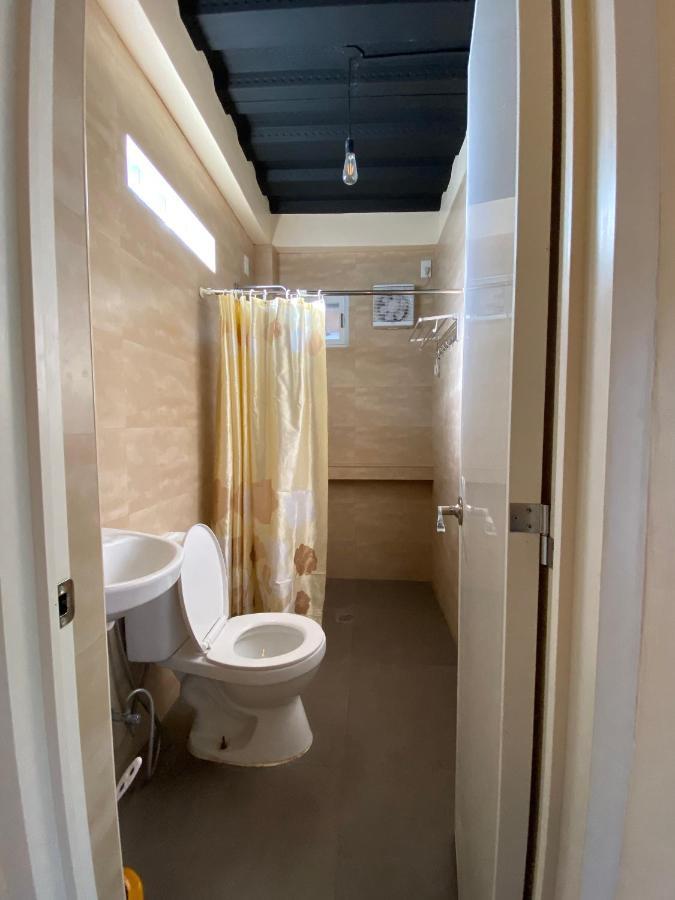 Location One Eighty Bed and Breakfast Bangcusay Εξωτερικό φωτογραφία
