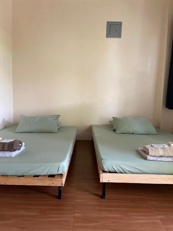 Location One Eighty Bed and Breakfast Bangcusay Εξωτερικό φωτογραφία